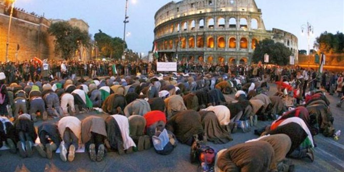 L'Italia si sottomette all'islam e legittima i taglialingue 