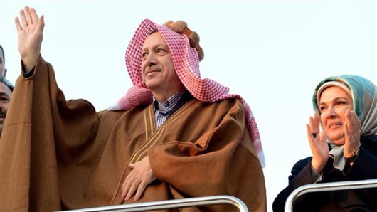 In un video il Presidente turco Erdogan offende il Cancelliere austriaco Kurz e minaccia una guerra «tra la Mezzaluna e la Croce».