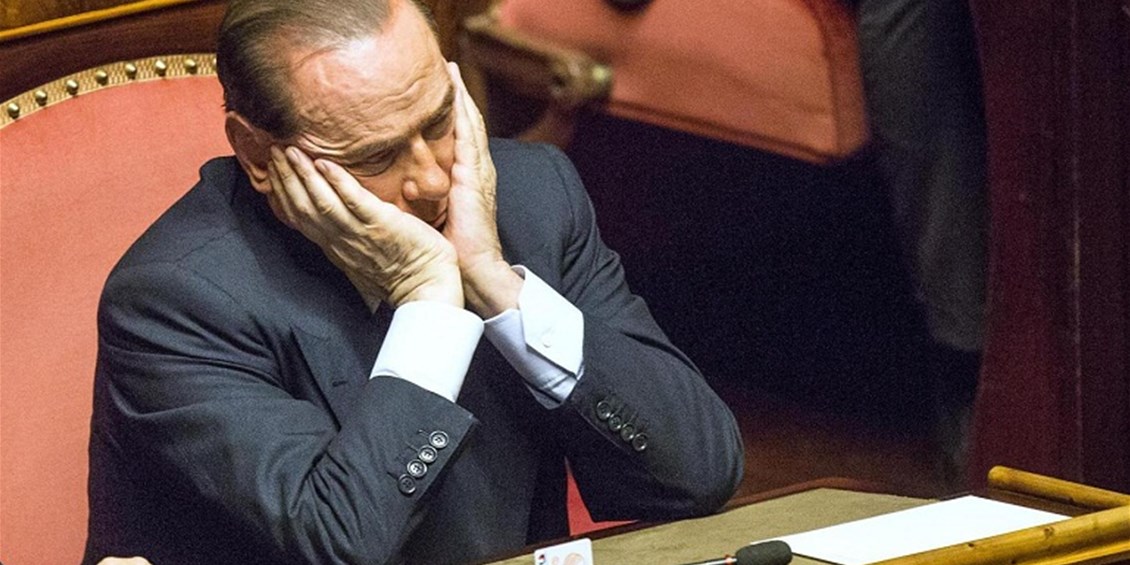 Il voto palese per la decadenza da senatore di Berlusconi è il colpo di grazia alla nostra democrazia sostanziale
