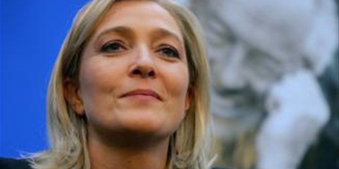“Piena solidarietà a Le Pen: no alla revoca dell'immunità parlamentare per aver denunciato l'occupazione islamica”