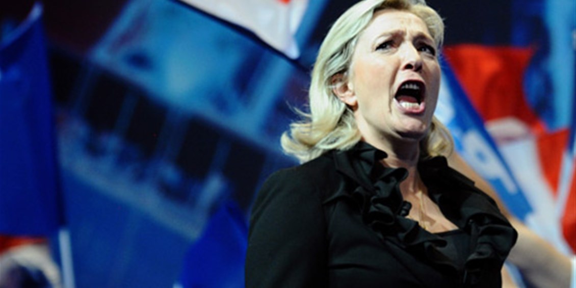Panico a Parigi: Front National primo partito, Le Pen si prepara a governare